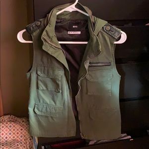 BDG XS vest